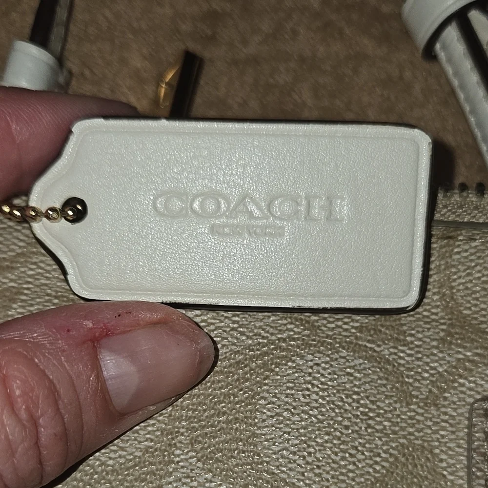 Coach crossbody signature